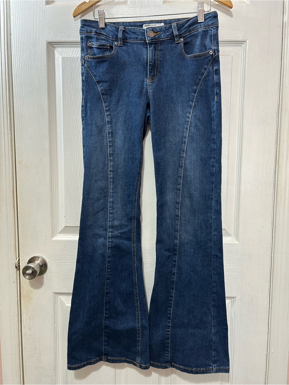 Garage Denim Low Rise Flare Jeans Women’s Size 9/29 Dark Wash Denim Stretch